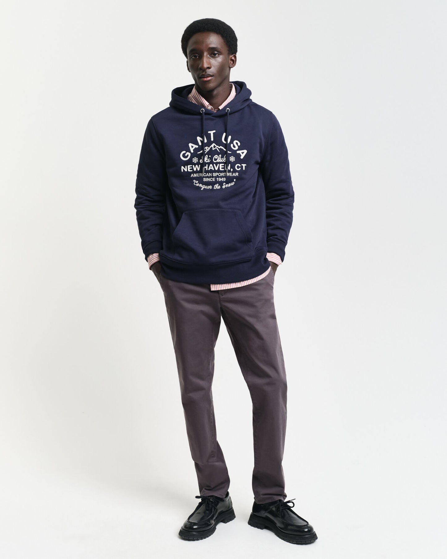 Pantalon chino en sergé coupe slim