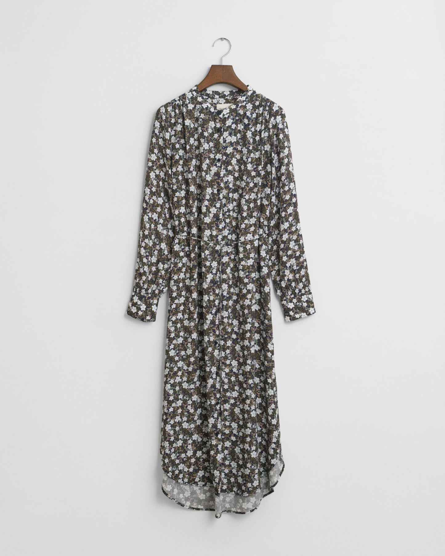 Geblümtes Kleid