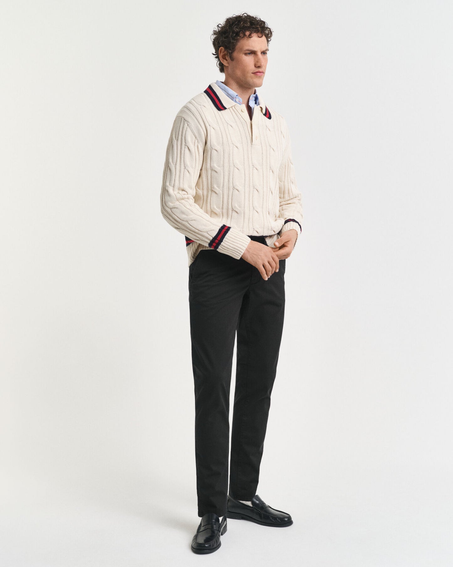 Pantalon chino en sergé coupe slim