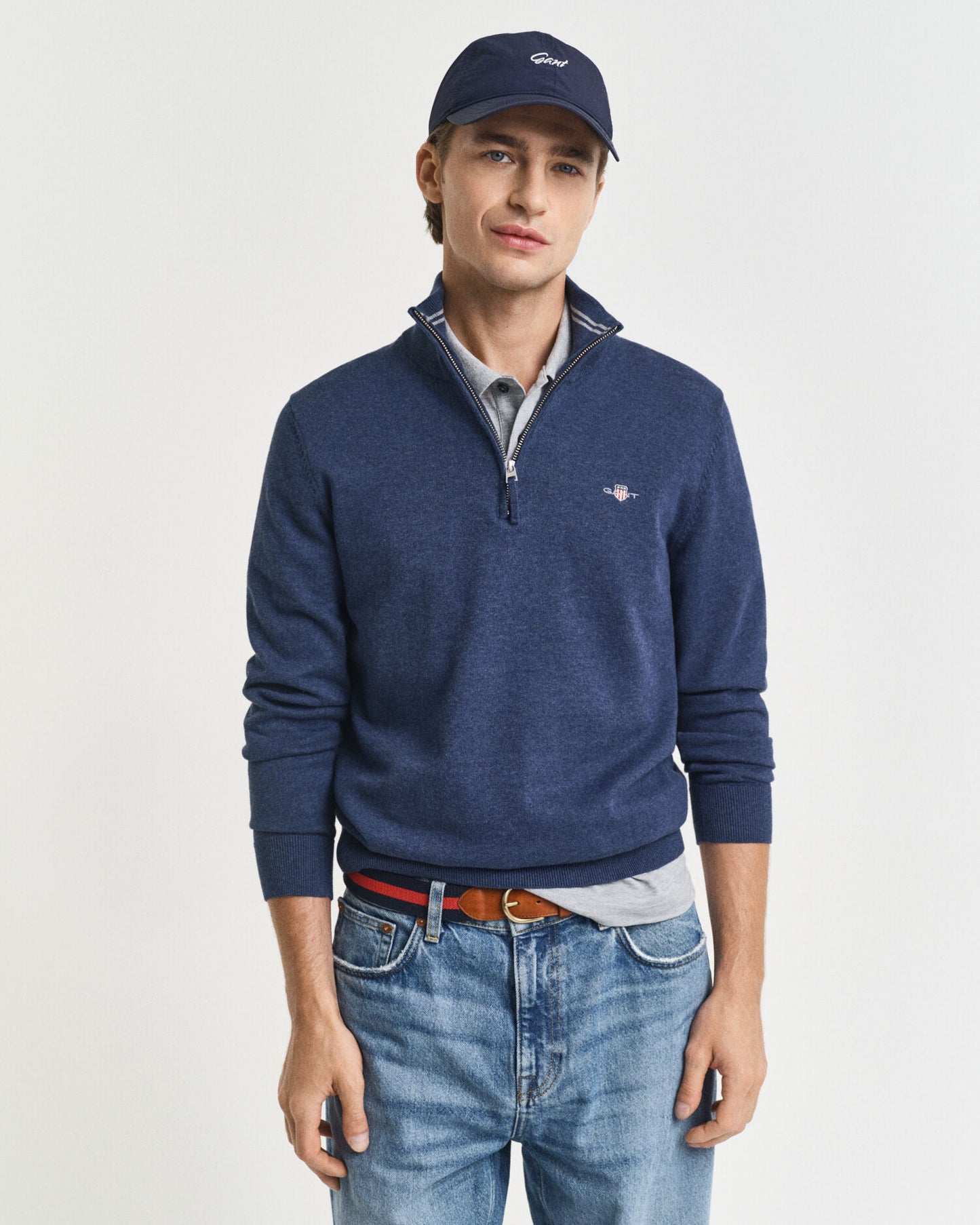 Klassischer Baumwoll-Sweater mit halbem Reißverschluss