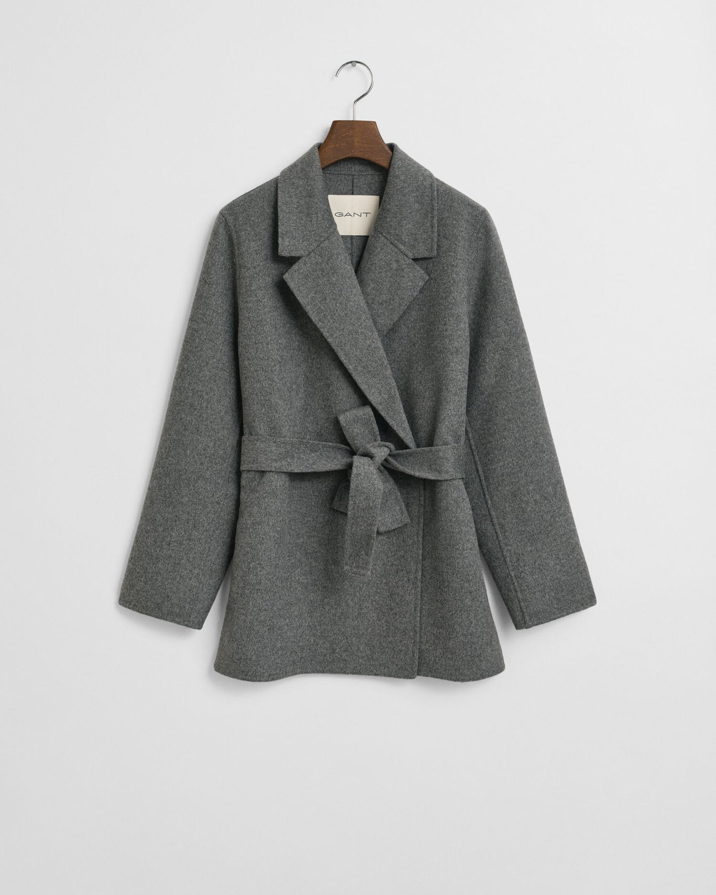 Veste ceinturée cousue main