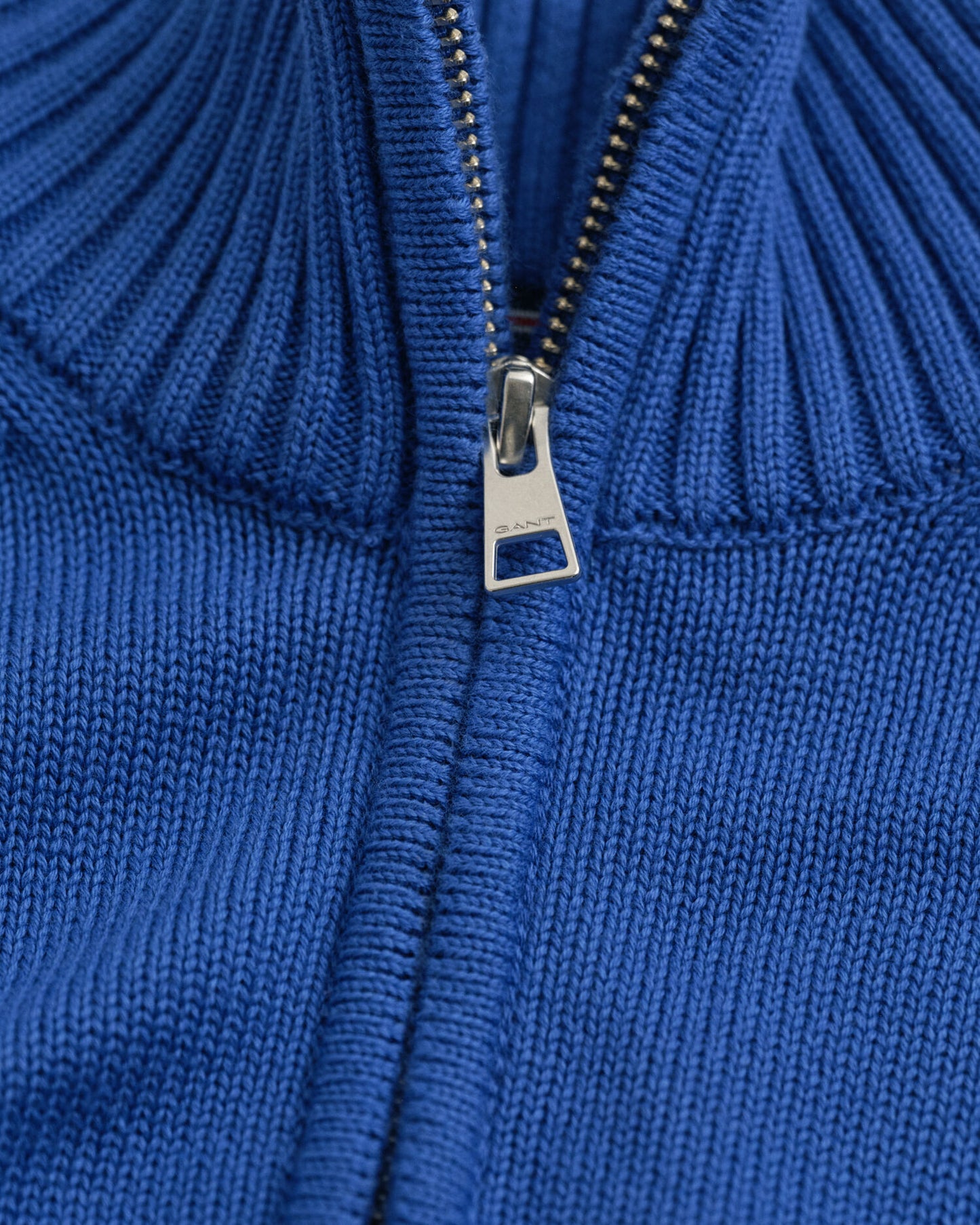 Pull en coton décontracté avec demi-zip
