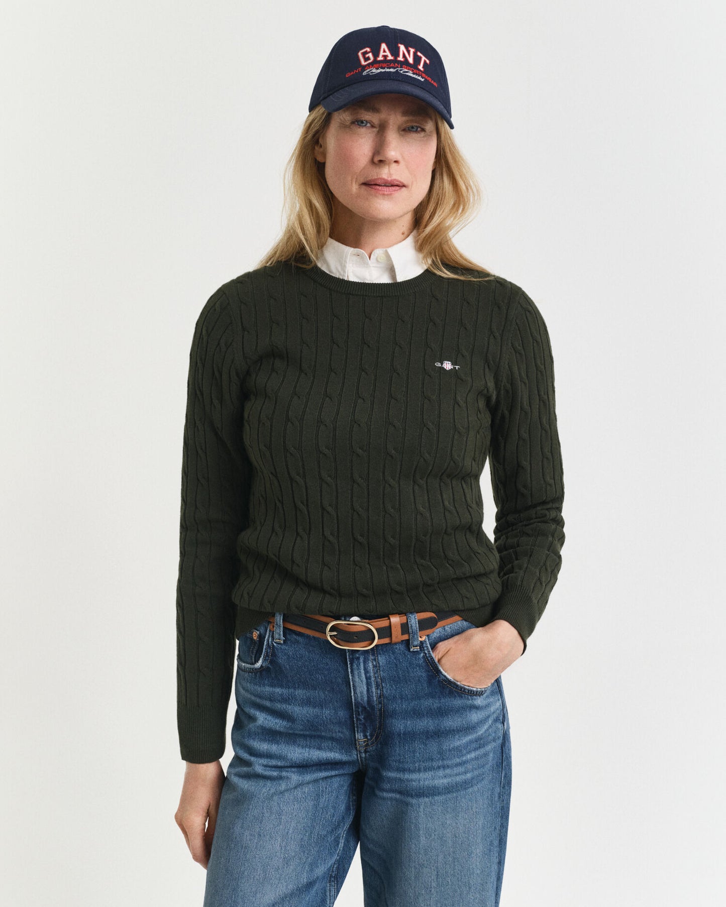 Pullover aus Baumwollstretch mit Zopfmuster am Rundhalsausschnitt