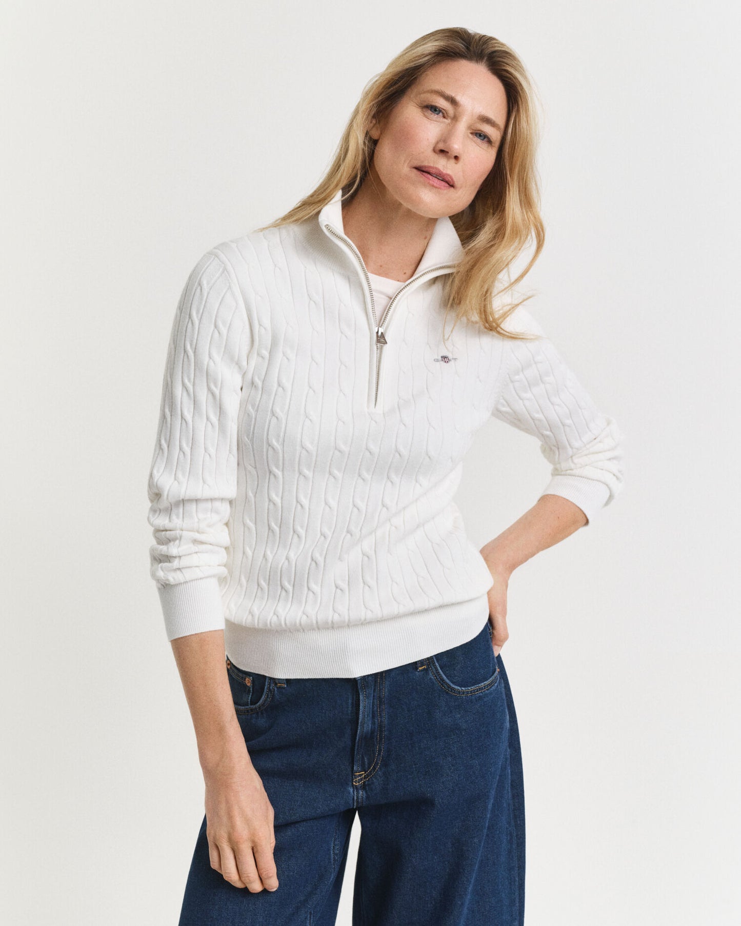 Pull demi-zippé en maille torsadée de coton stretch