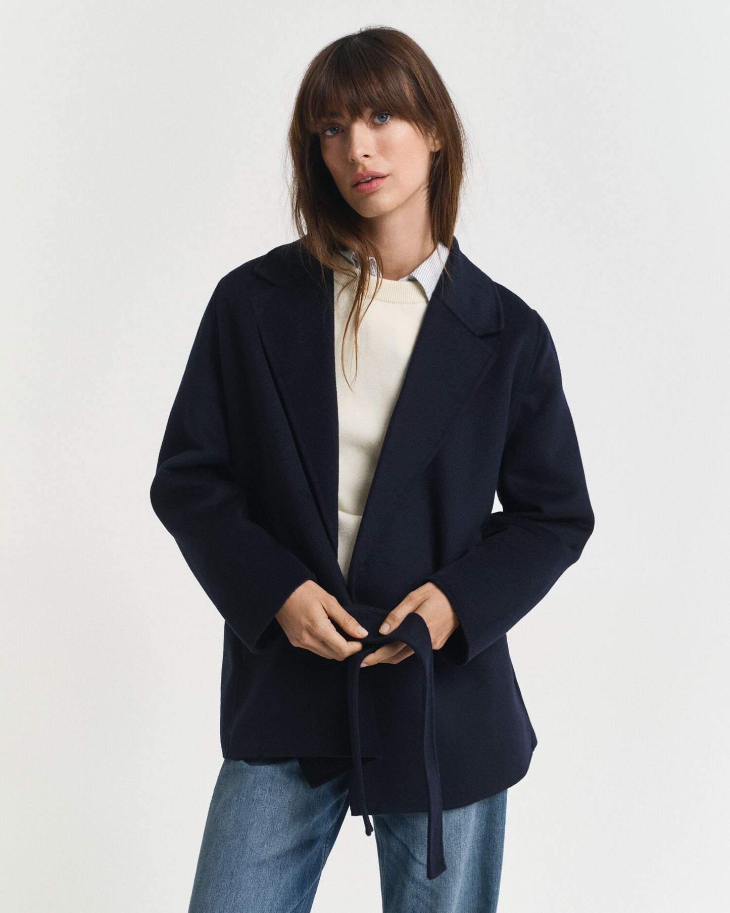 Veste ceinturée cousue main