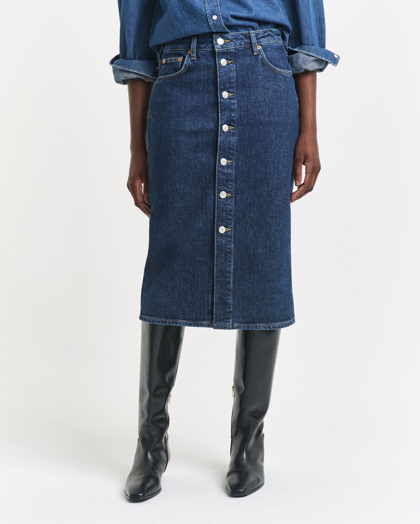 Jupe midi en jean boutonnée
