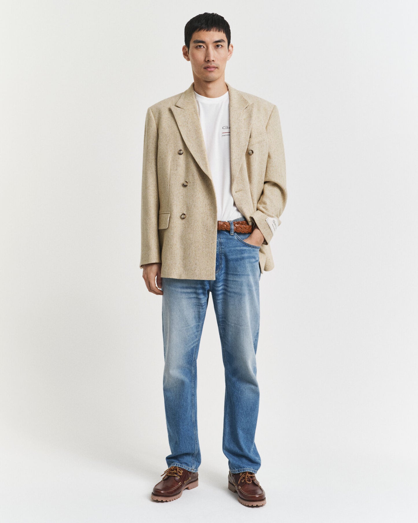 Besticktes Archive Shield T-Shirt