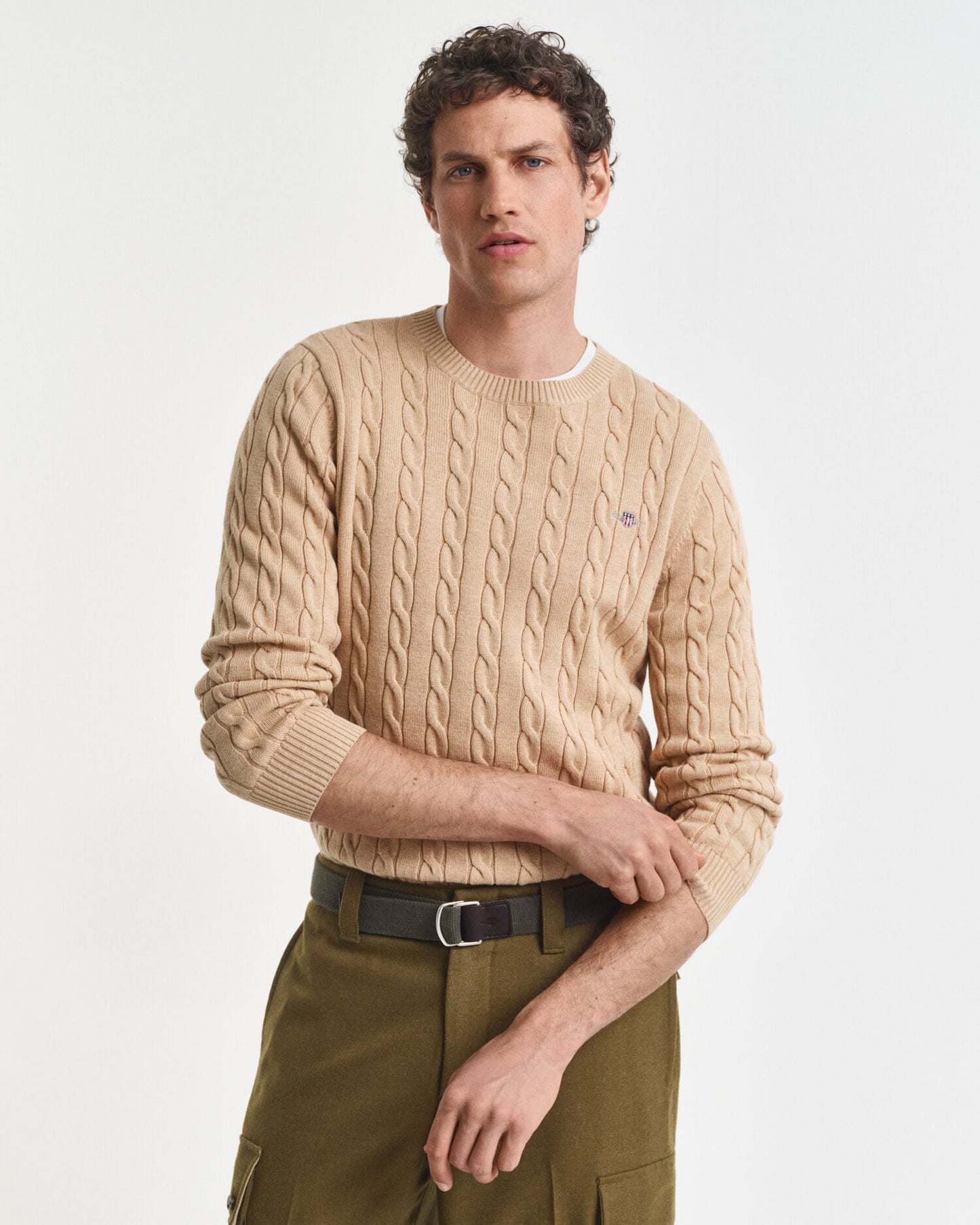 Pullover aus Baumwoll-Zopfstrick mit Rundhalsausschnitt