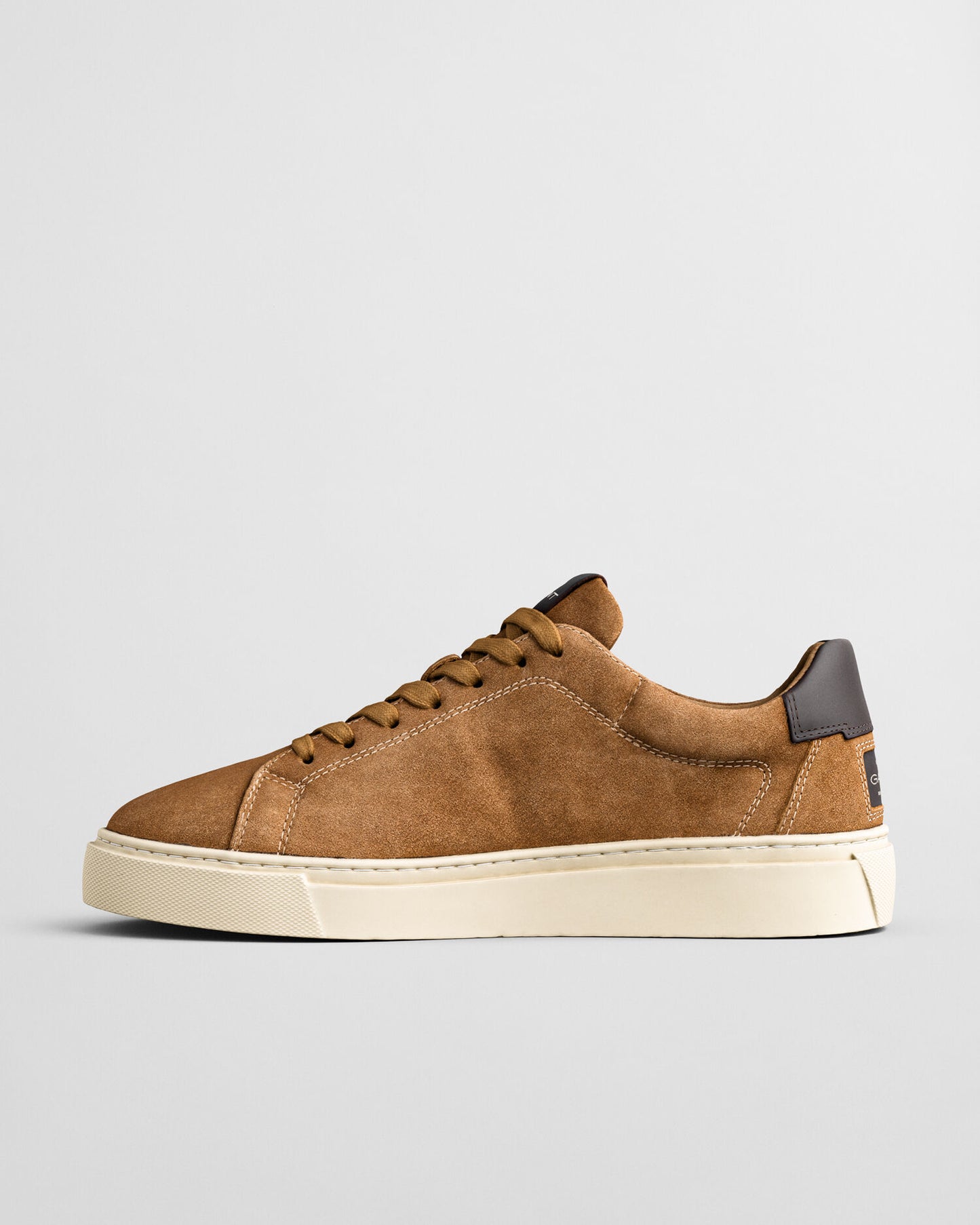 Baskets en suède McJulien