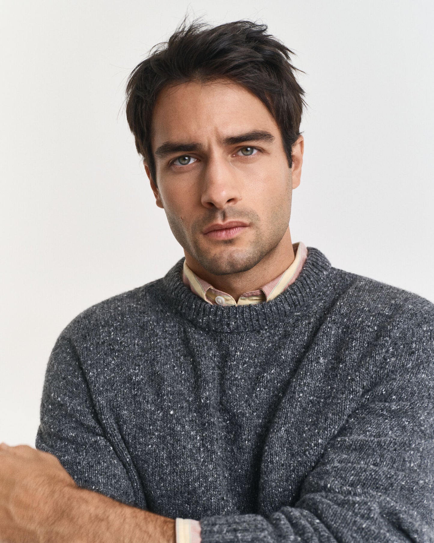 Pullover mit Rundhalsausschnitt aus Wollmischung mit Noppen
