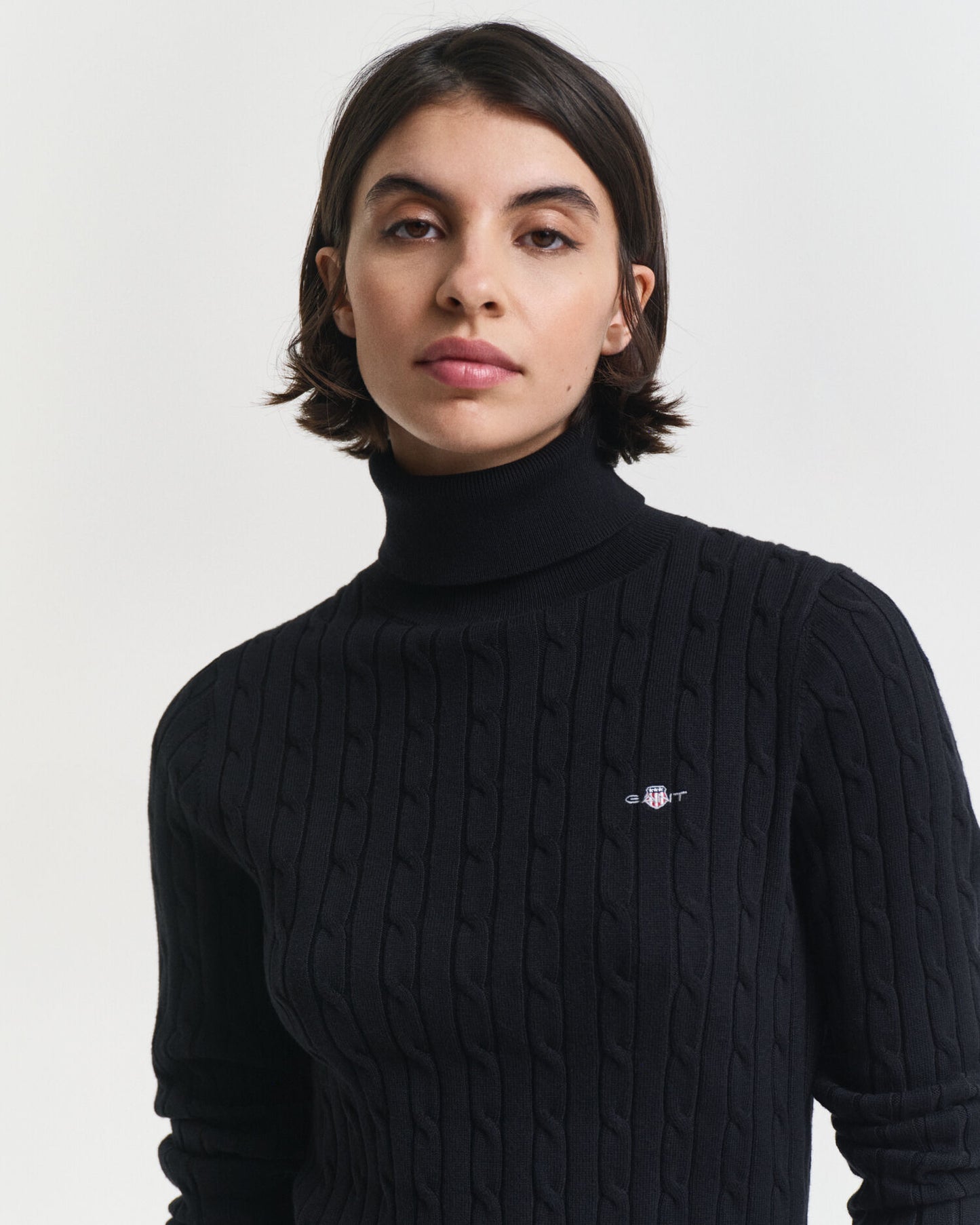 Rollkragenpullover aus Stretch-Baumwolle mit Zopfmuster