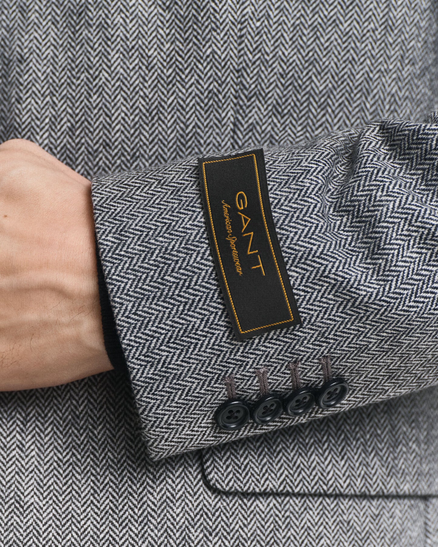 Schmale Anzugjacke aus Flanell-Fischgrät