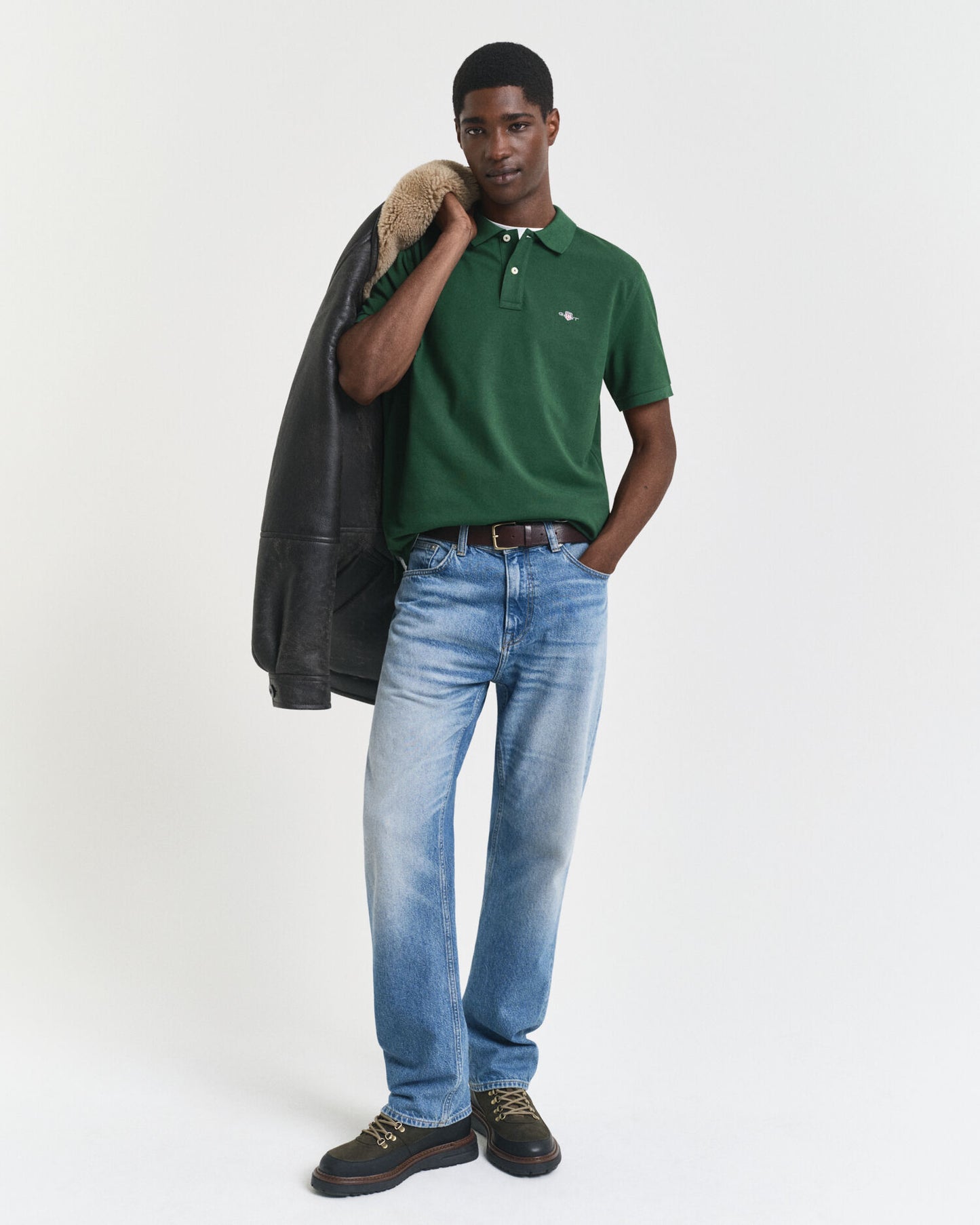 Regular Fit Piqué-Poloshirt mit Schild