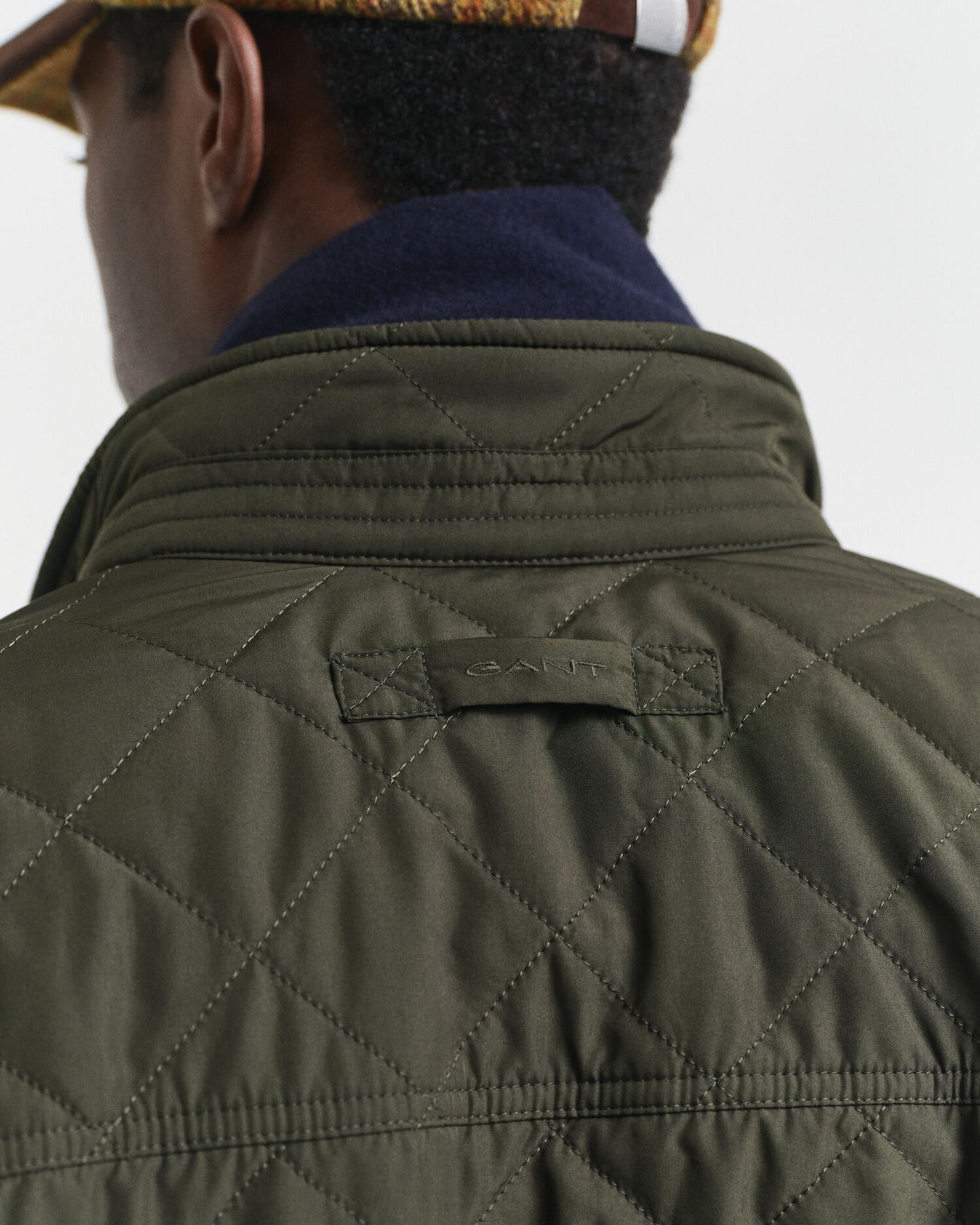 Gesteppter Windbreaker, mittellanger Schnitt