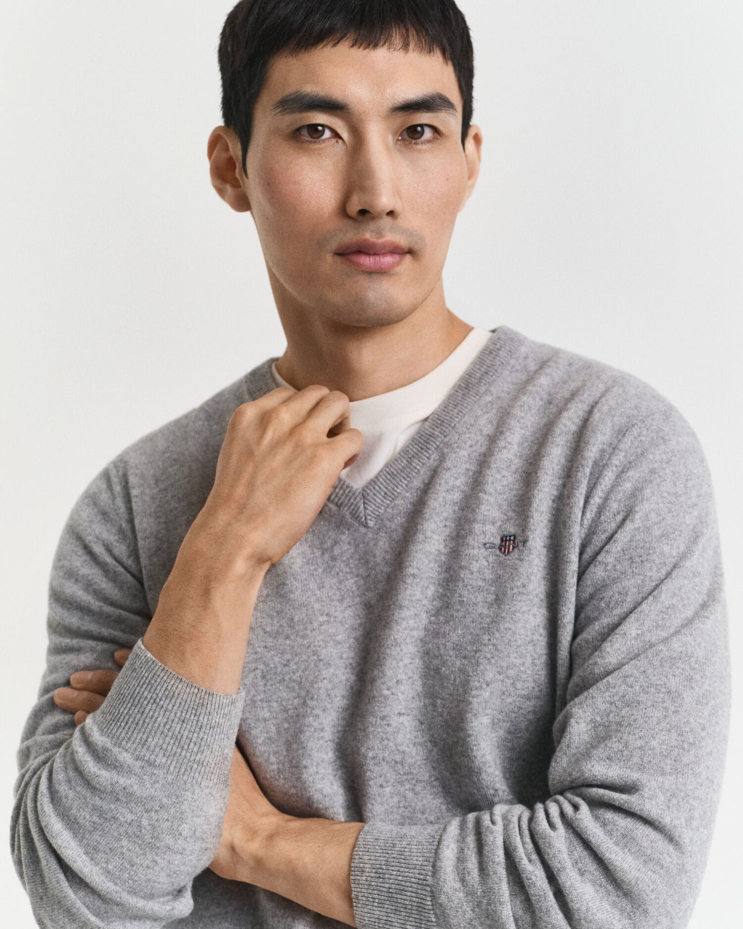 Superfeiner Lammwoll-V-Pullover