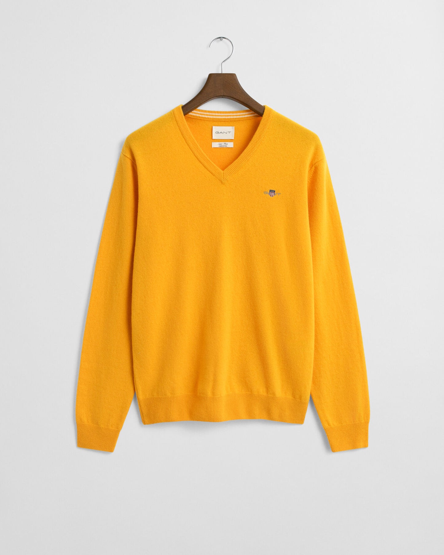Feinste Lammlana-Pullover mit V-Ausschnitt