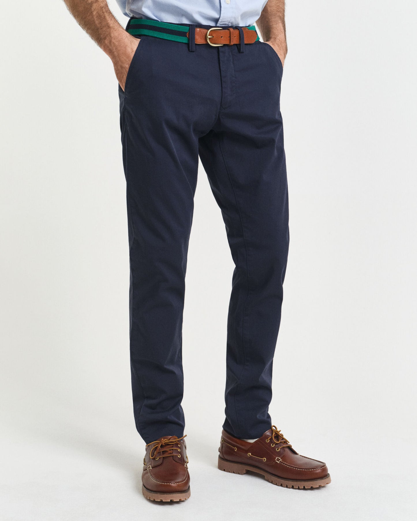Pantalon chino en sergé coupe slim