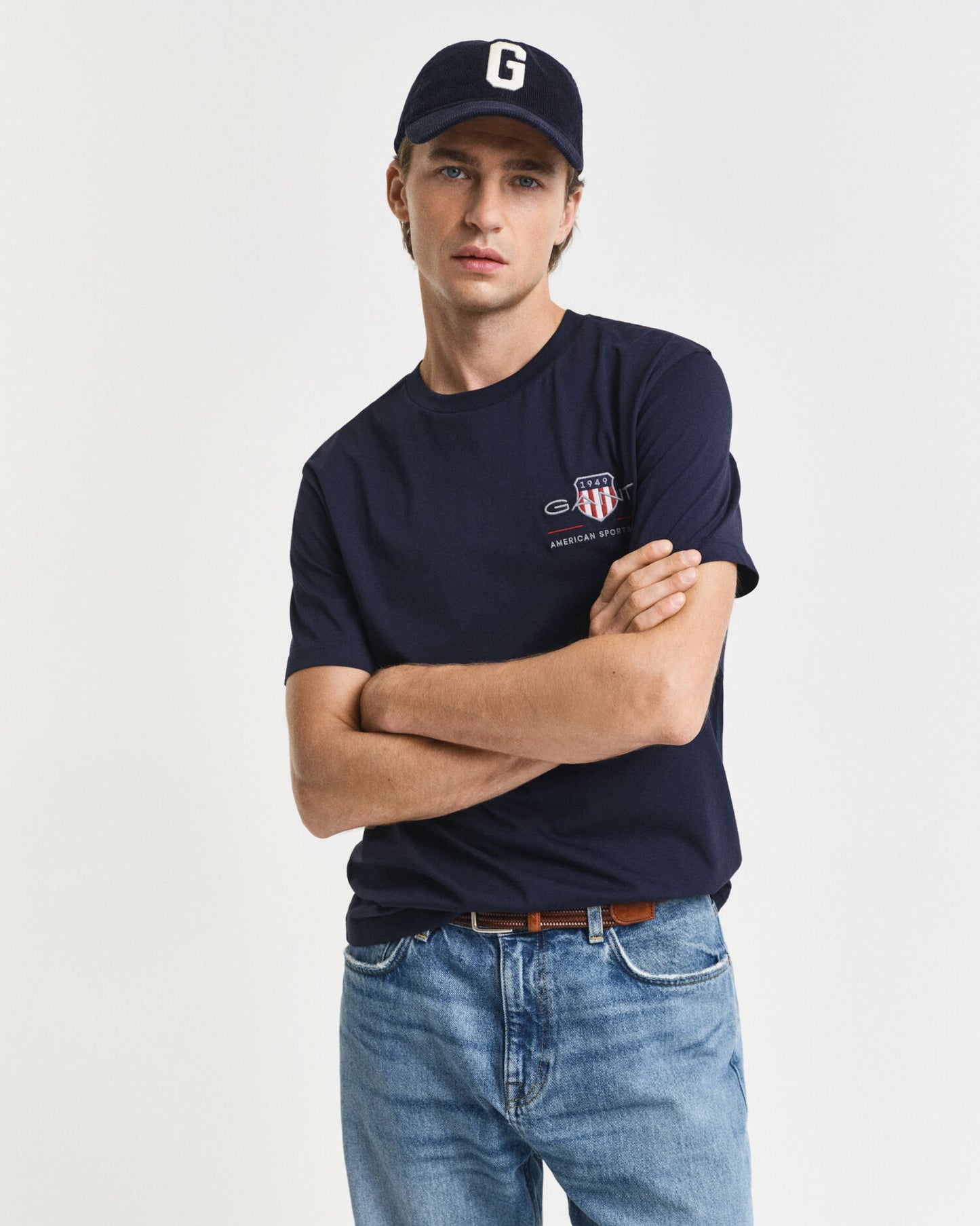 Besticktes Archive Shield T-Shirt